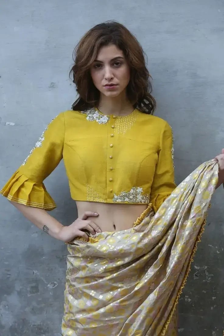 Back Nick Soft Silk Saree Blouse Design