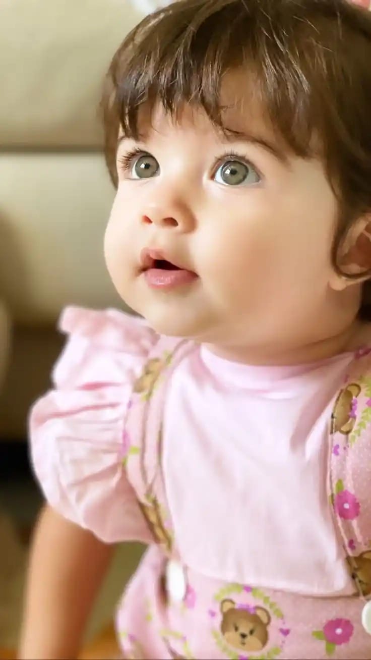 Cute Baby HD Wallpaper Pictures