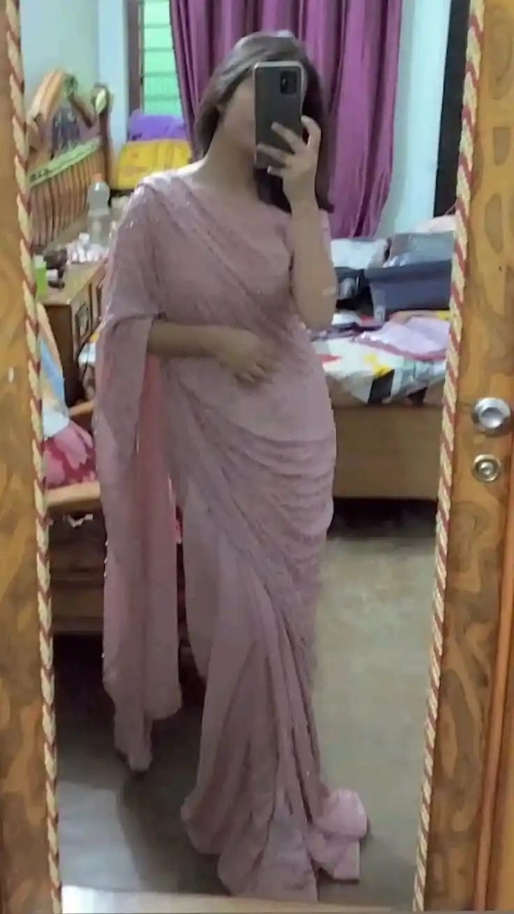 Hidden Face Dp For Girls Short Hair