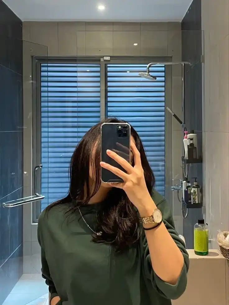 Hidden Face Girl Photos For Instagram