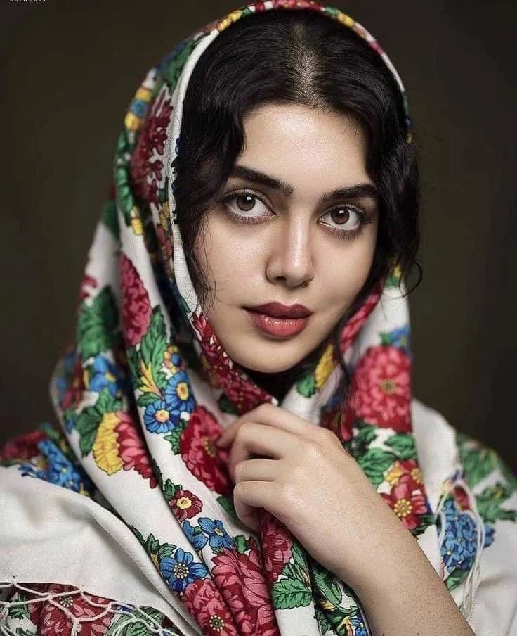 Hijab Girl Photo