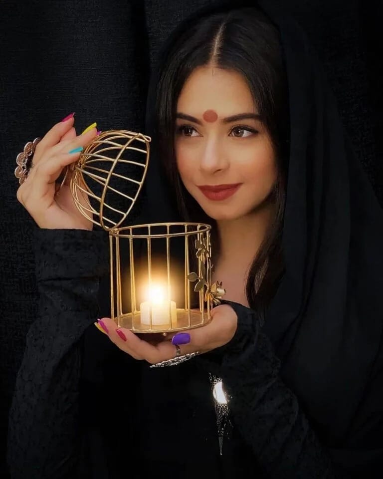 Ladki Image
