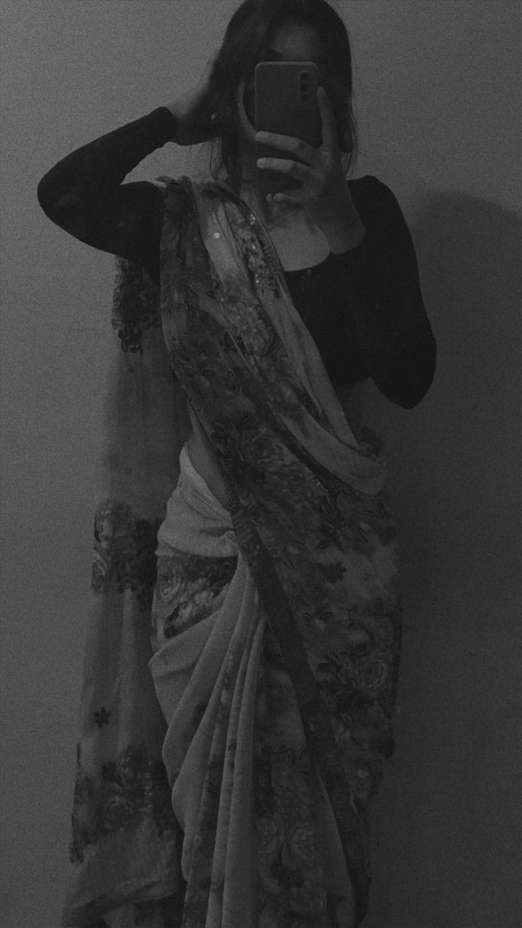 Ladki Ki Dp for Instagram