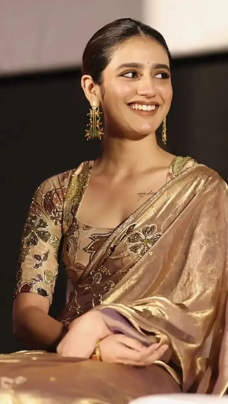 Latest Silk Saree Blouse Designs