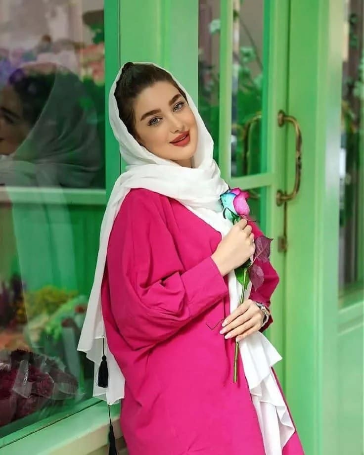 Muslim Girl Pic Simple