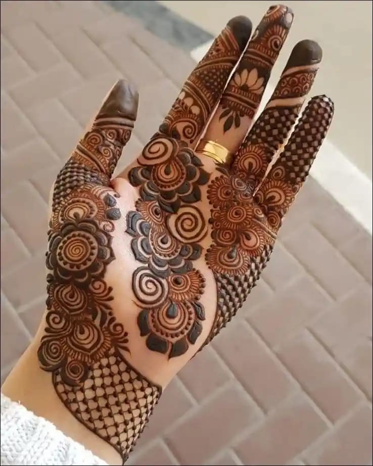 Simple Mehndi Design DP