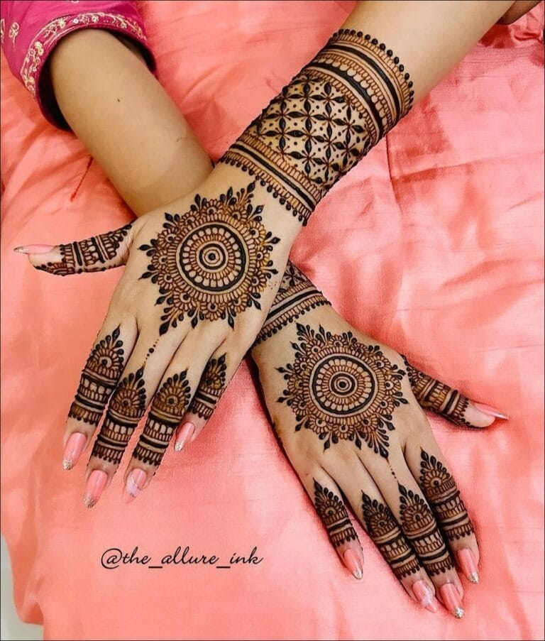 back hand mehndi design