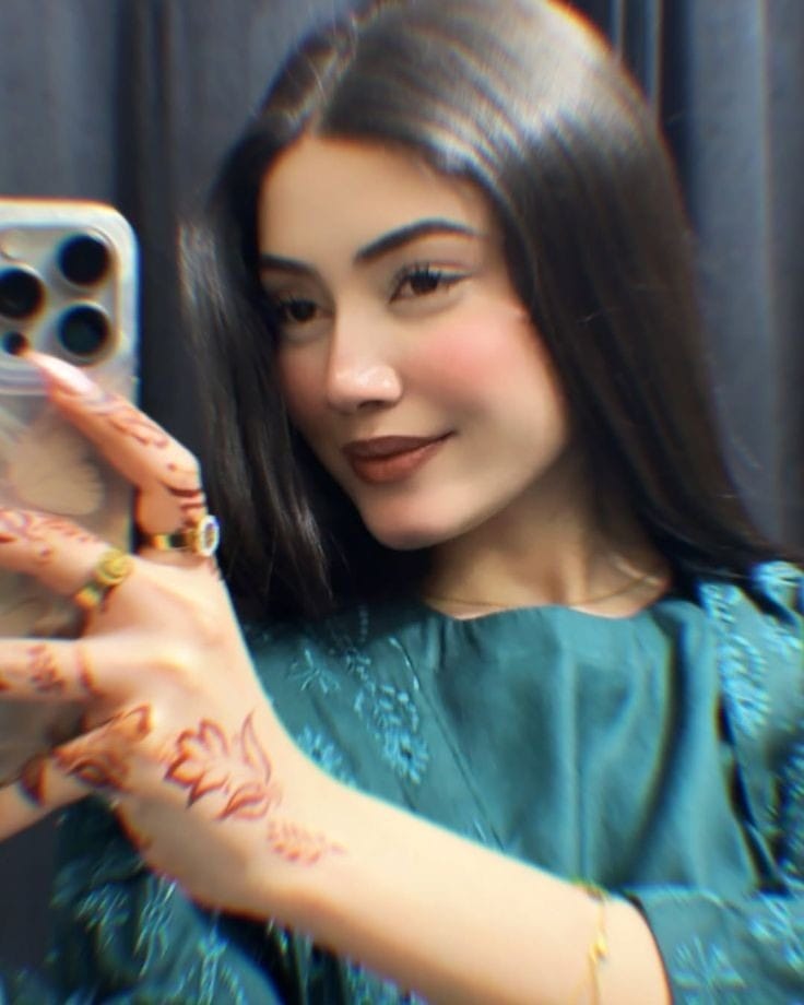 single girl dp for whatsapp (2)